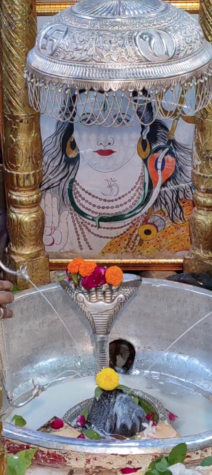 Rudrabhishek to Shree Kubereshwar Mahadev
