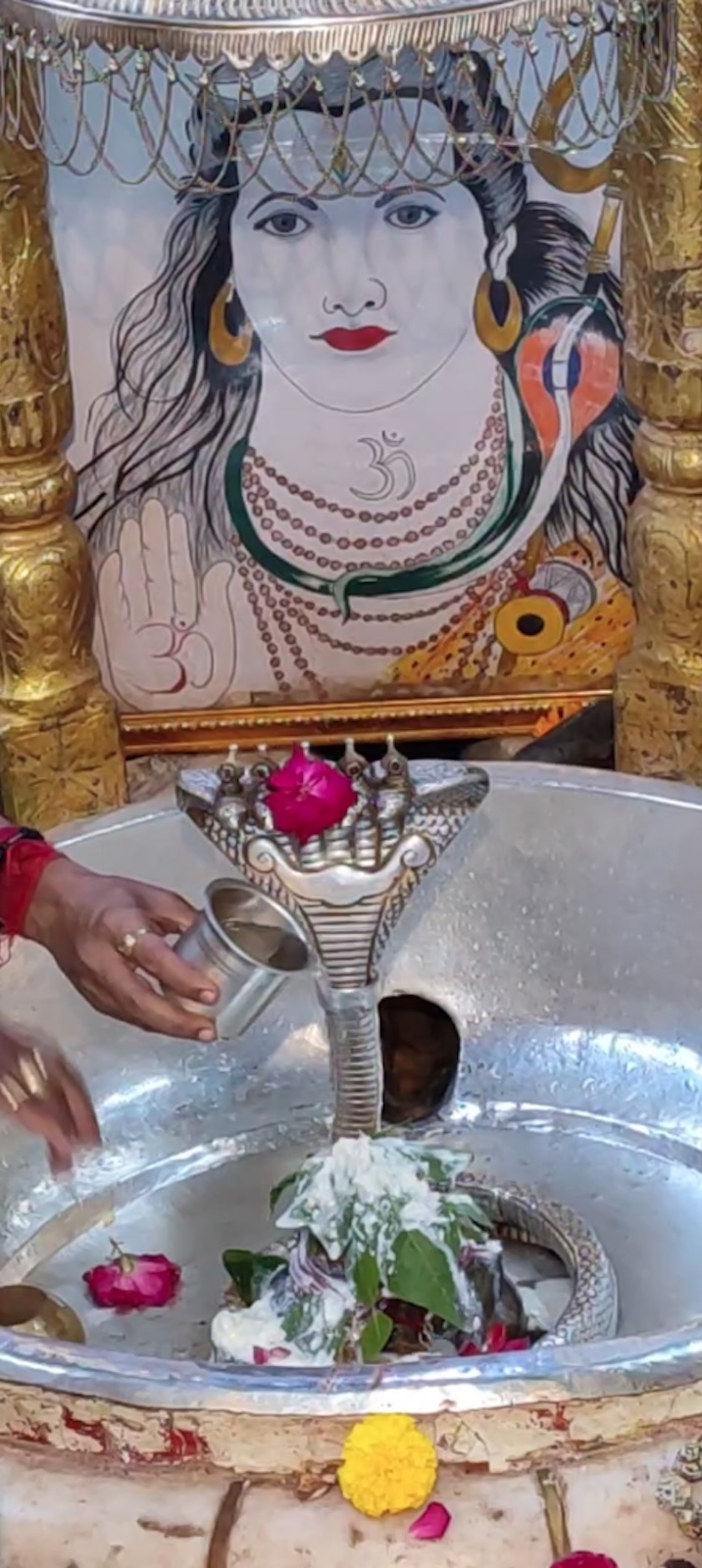 Rudrabhishek to Shree Kubereshwar Mahadev