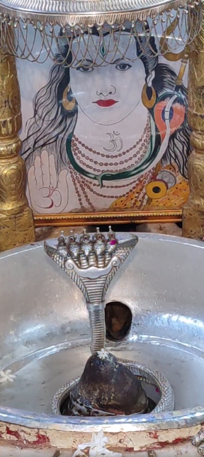 Rudrabhishek to Shree Kubereshwar Mahadev